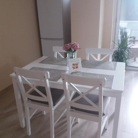 Juli'S Apartment Oradea Εξωτερικό φωτογραφία