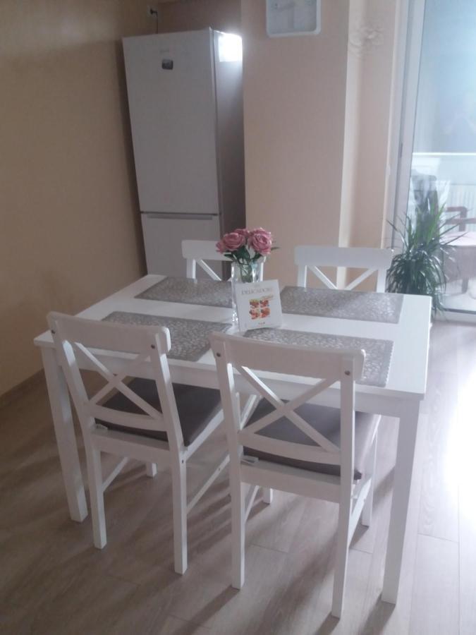 Juli'S Apartment Oradea Εξωτερικό φωτογραφία